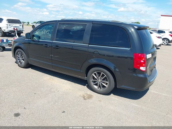 2017 DODGE GRAND CARAVAN SXT — I3