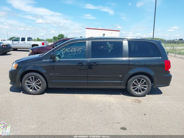 2017 DODGE GRAND CARAVAN SXT — I117