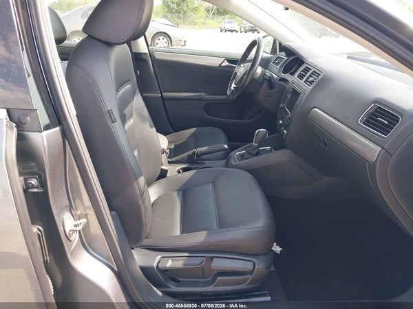2017 VOLKSWAGEN JETTA 1.4T SE — I5