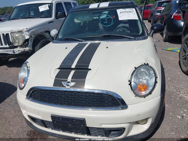 2013 MINI CLUBMAN COOPER S