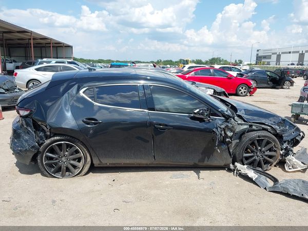 2021 MAZDA MAZDA3 PREMIUM