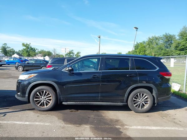 2018 TOYOTA HIGHLANDER XLE