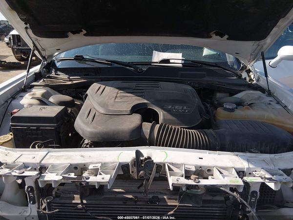 2013 DODGE CHALLENGER SXT