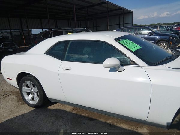 2013 DODGE CHALLENGER SXT
