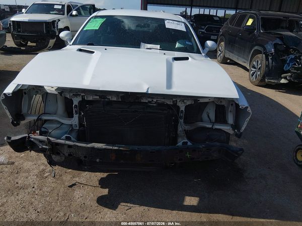 2013 DODGE CHALLENGER SXT