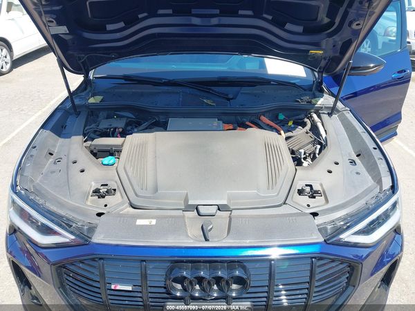 2022 AUDI E-TRON CHRONOS QUATTRO