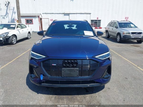 2022 AUDI E-TRON CHRONOS QUATTRO
