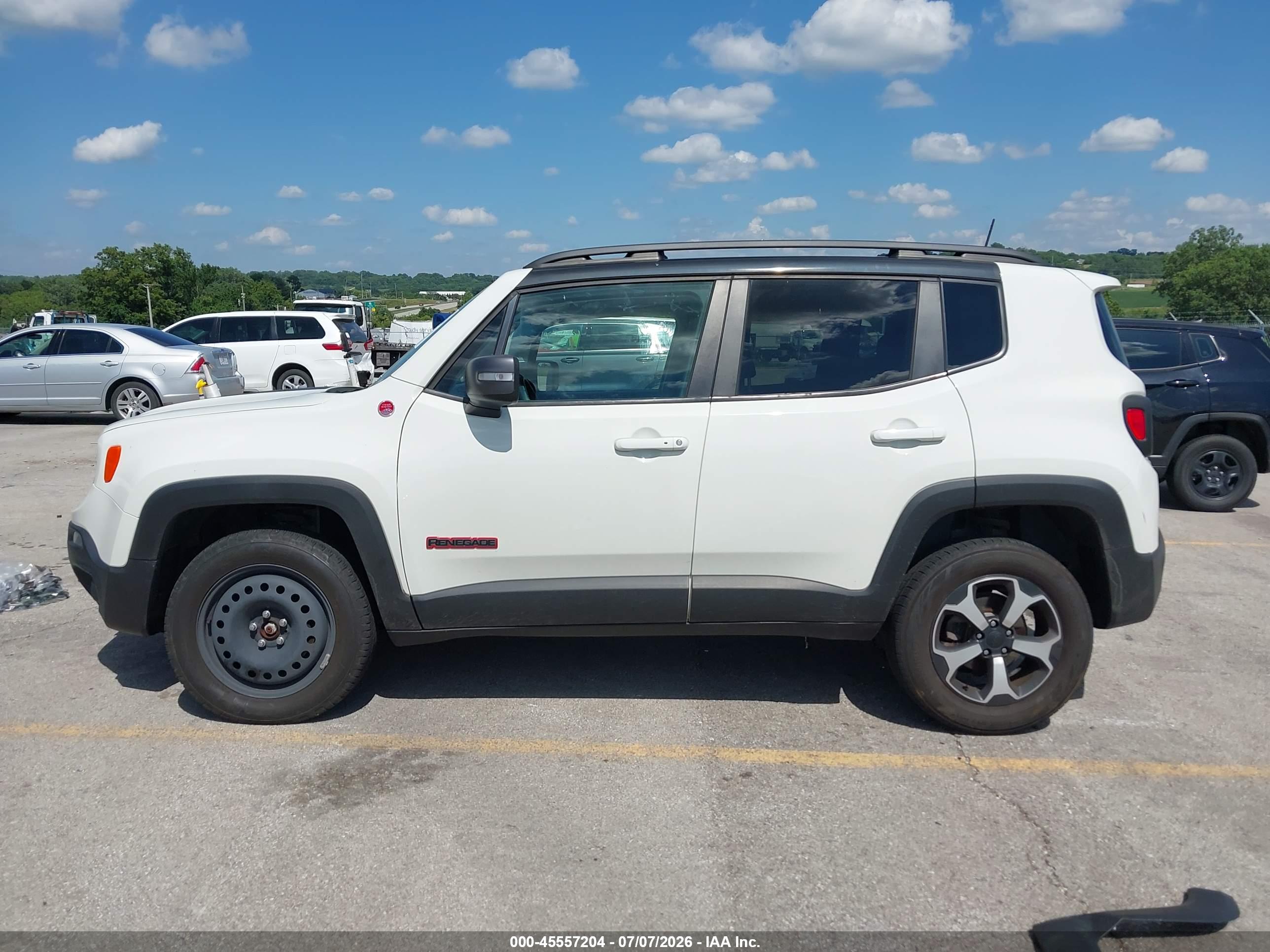 2019 JEEP RENEGADE TRAILHAWK 4X4