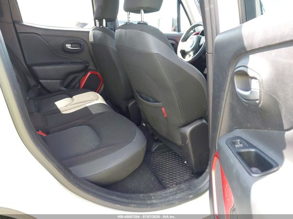 2019 JEEP RENEGADE TRAILHAWK 4X4