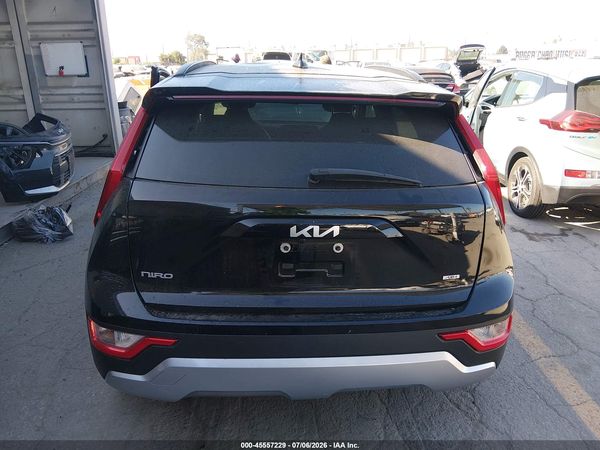 2024 KIA NIRO LX