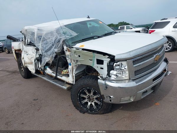 2012 CHEVROLET SILVERADO 1500 LT — I1