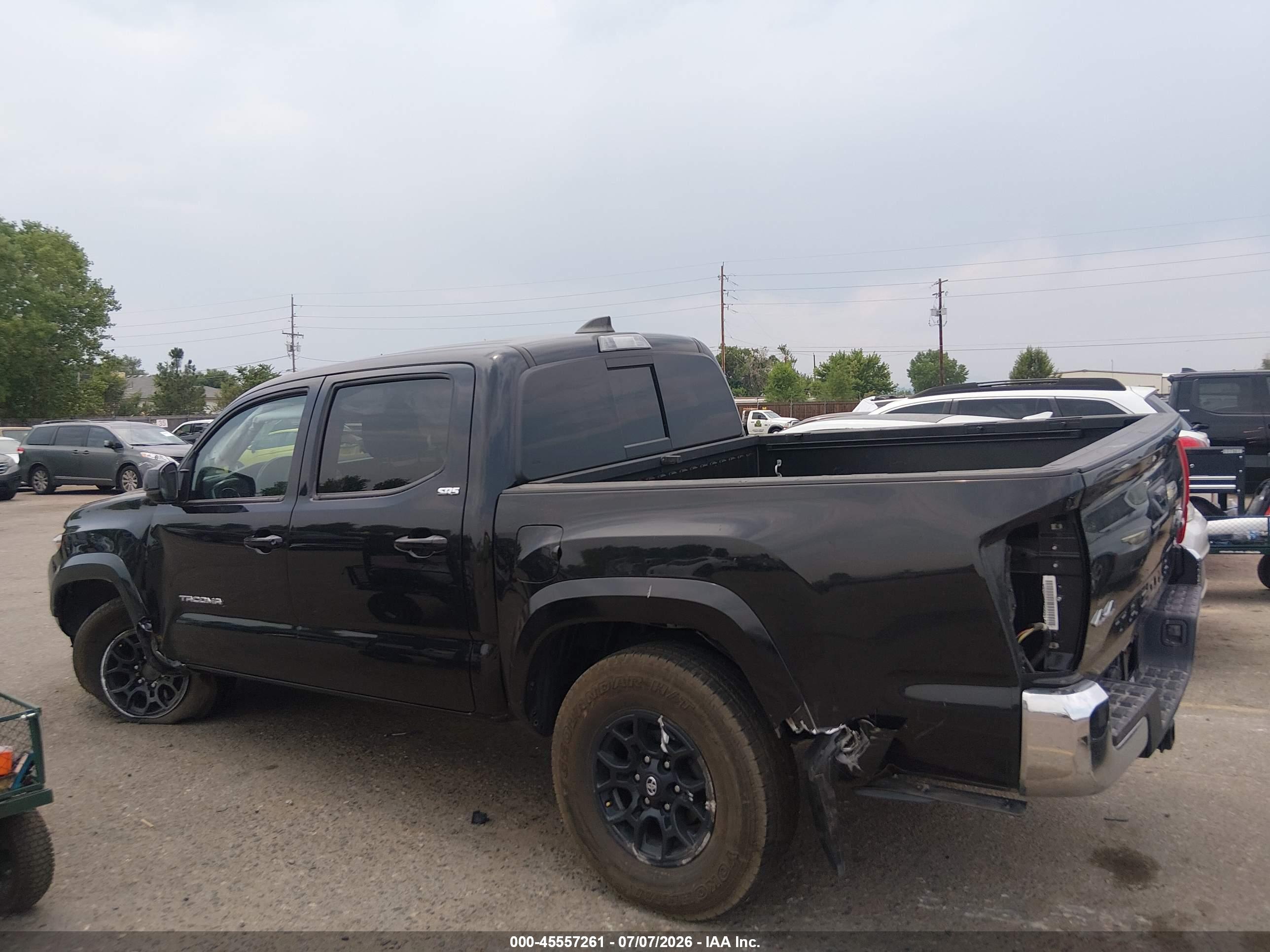 2022 TOYOTA TACOMA SR5 V6