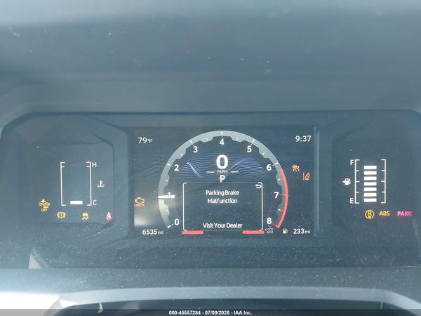 2025 TOYOTA TACOMA SR5
