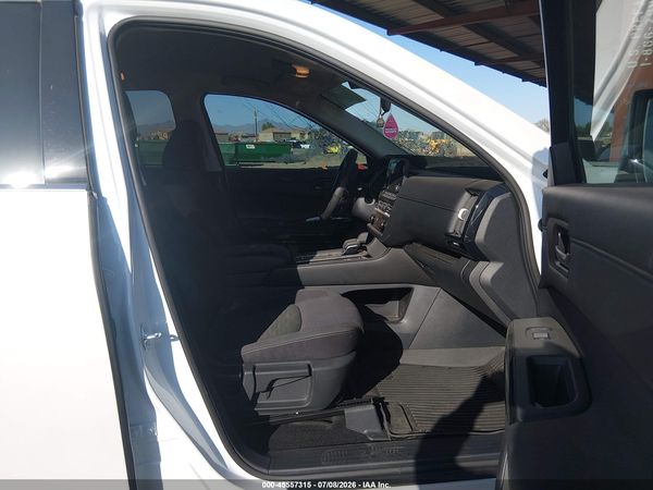 2025 NISSAN PATHFINDER SV FWD