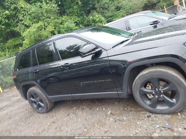 2023 JEEP GRAND CHEROKEE ALTITUDE 4X4