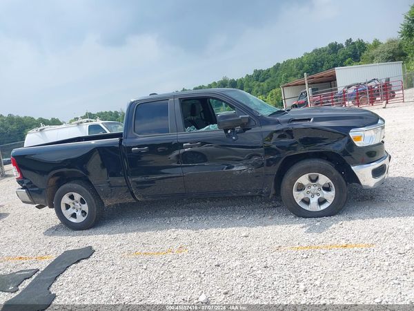 2023 RAM 1500 BIG HORN  4X4 6'4 BOX