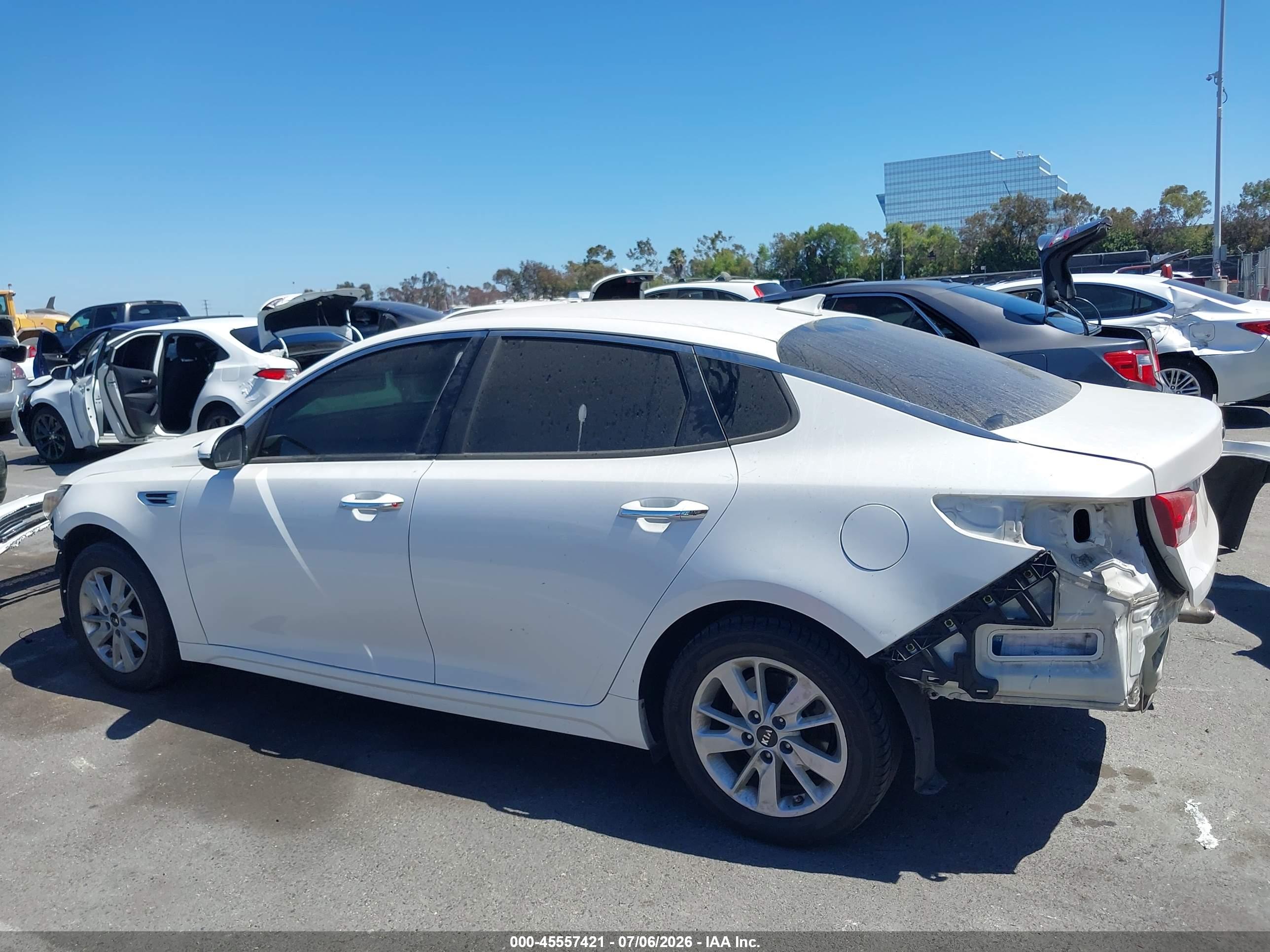 2016 KIA OPTIMA LX