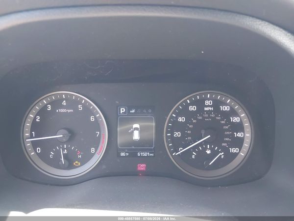 2017 HYUNDAI TUCSON SE