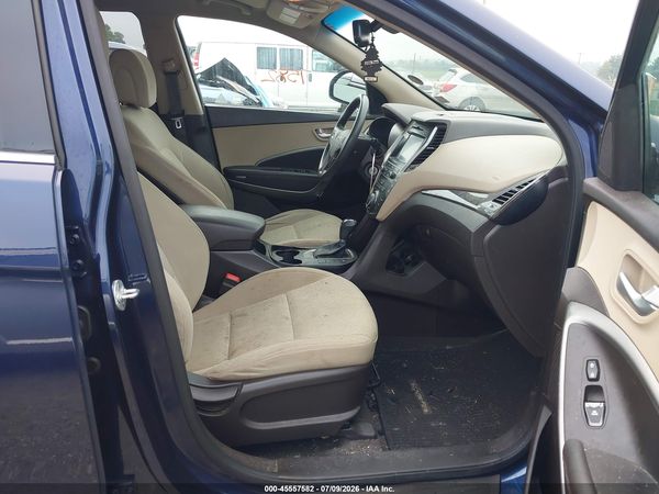 2017 HYUNDAI SANTA FE SE