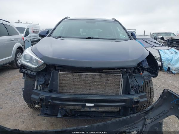 2017 HYUNDAI SANTA FE SE