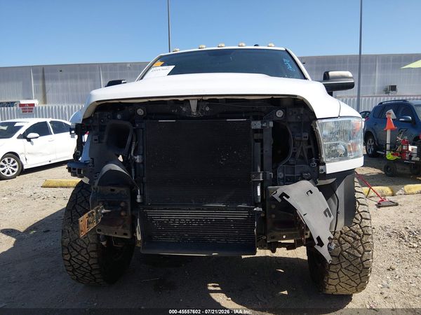 2017 RAM 3500 TRADESMAN  4X4 8' BOX