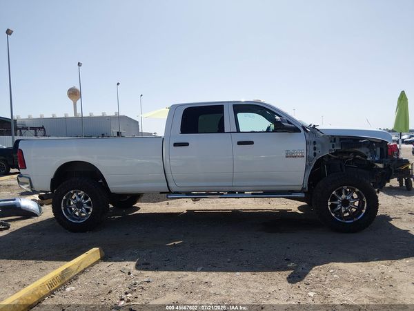 2017 RAM 3500 TRADESMAN  4X4 8' BOX