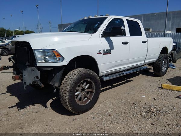 2017 RAM 3500 TRADESMAN  4X4 8' BOX