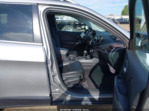 2019 JEEP CHEROKEE LATITUDE PLUS 4X4
