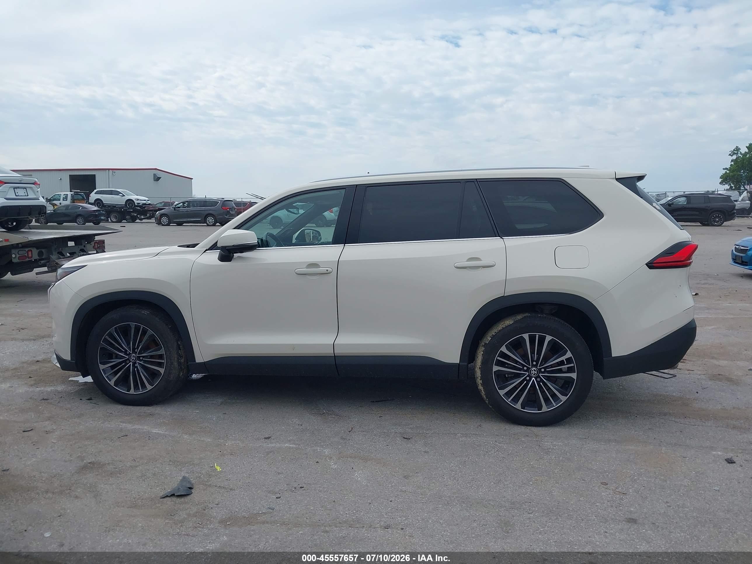 2024 TOYOTA GRAND HIGHLANDER HYBRID PLATINUM MAX