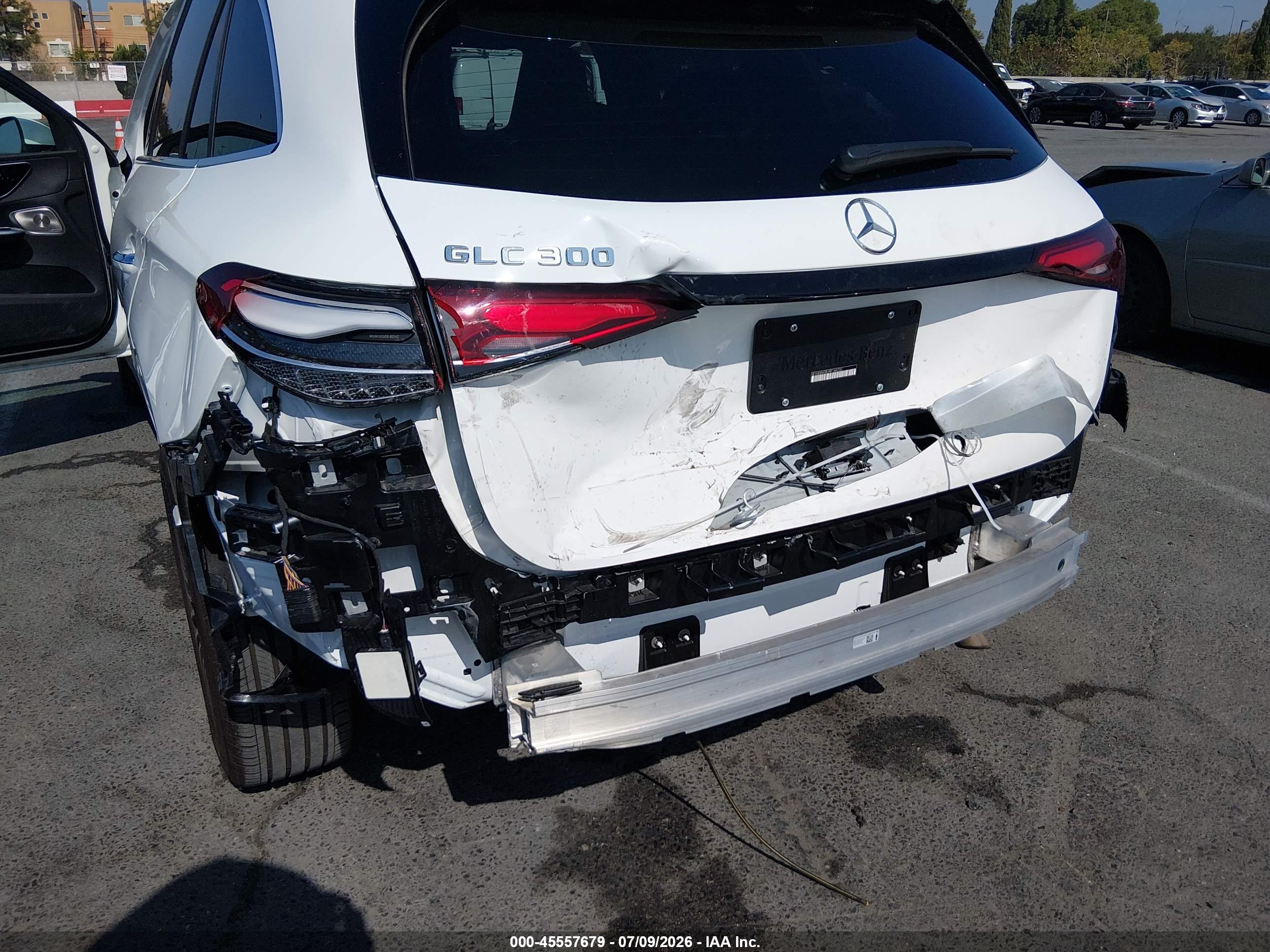 2024 MERCEDES-BENZ GLC 300 SUV