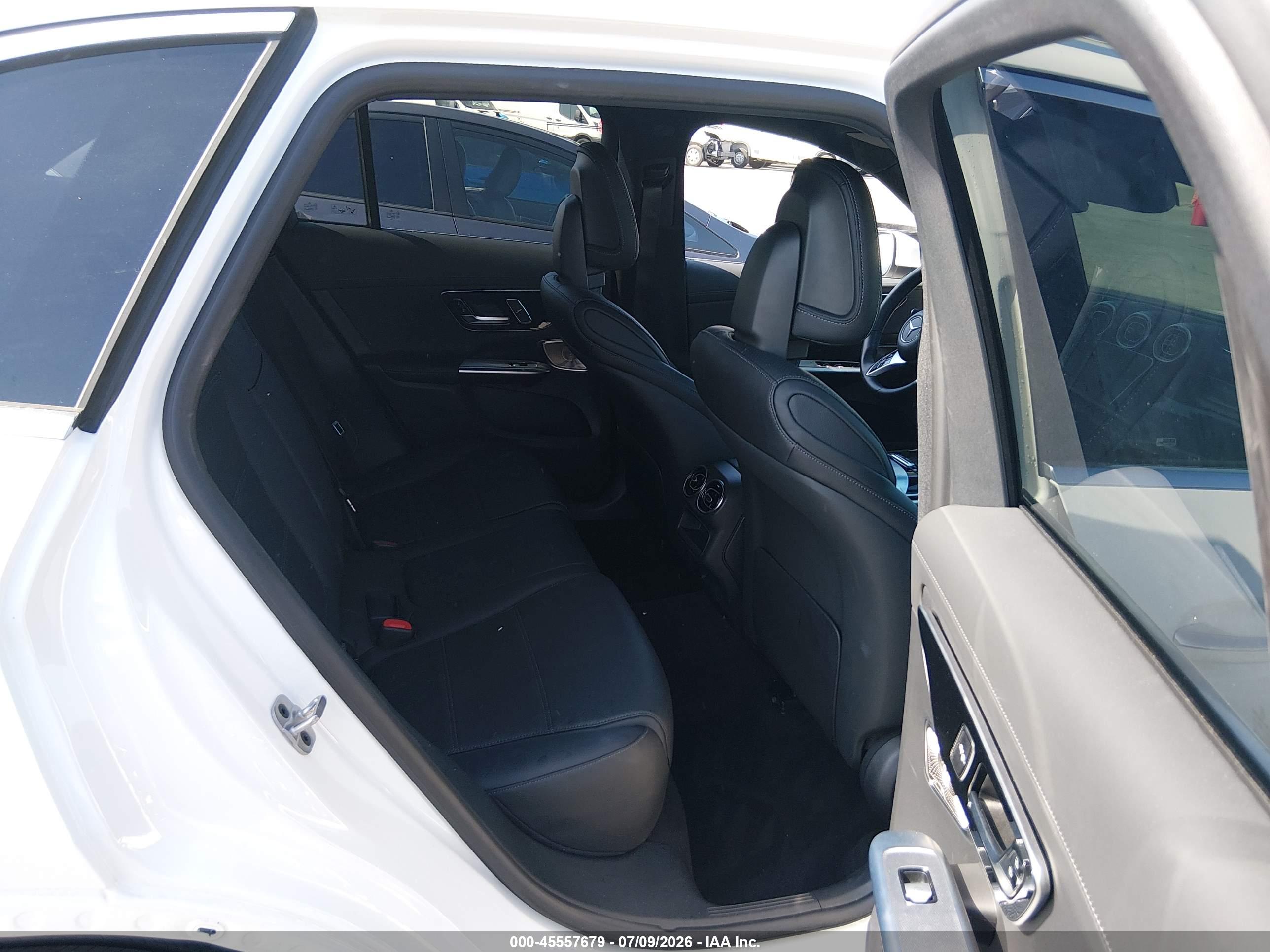 2024 MERCEDES-BENZ GLC 300 SUV