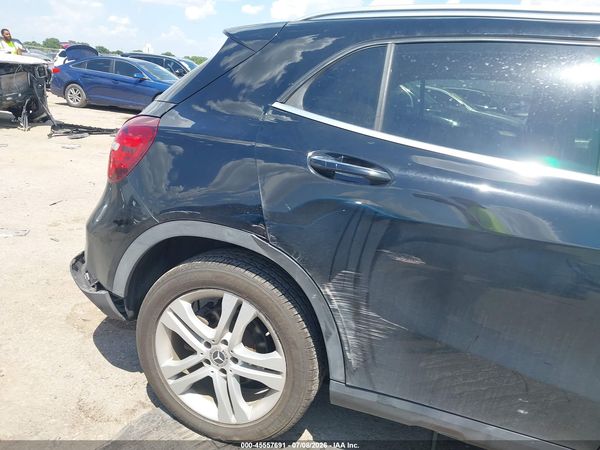 2019 MERCEDES-BENZ GLA 250 4MATIC