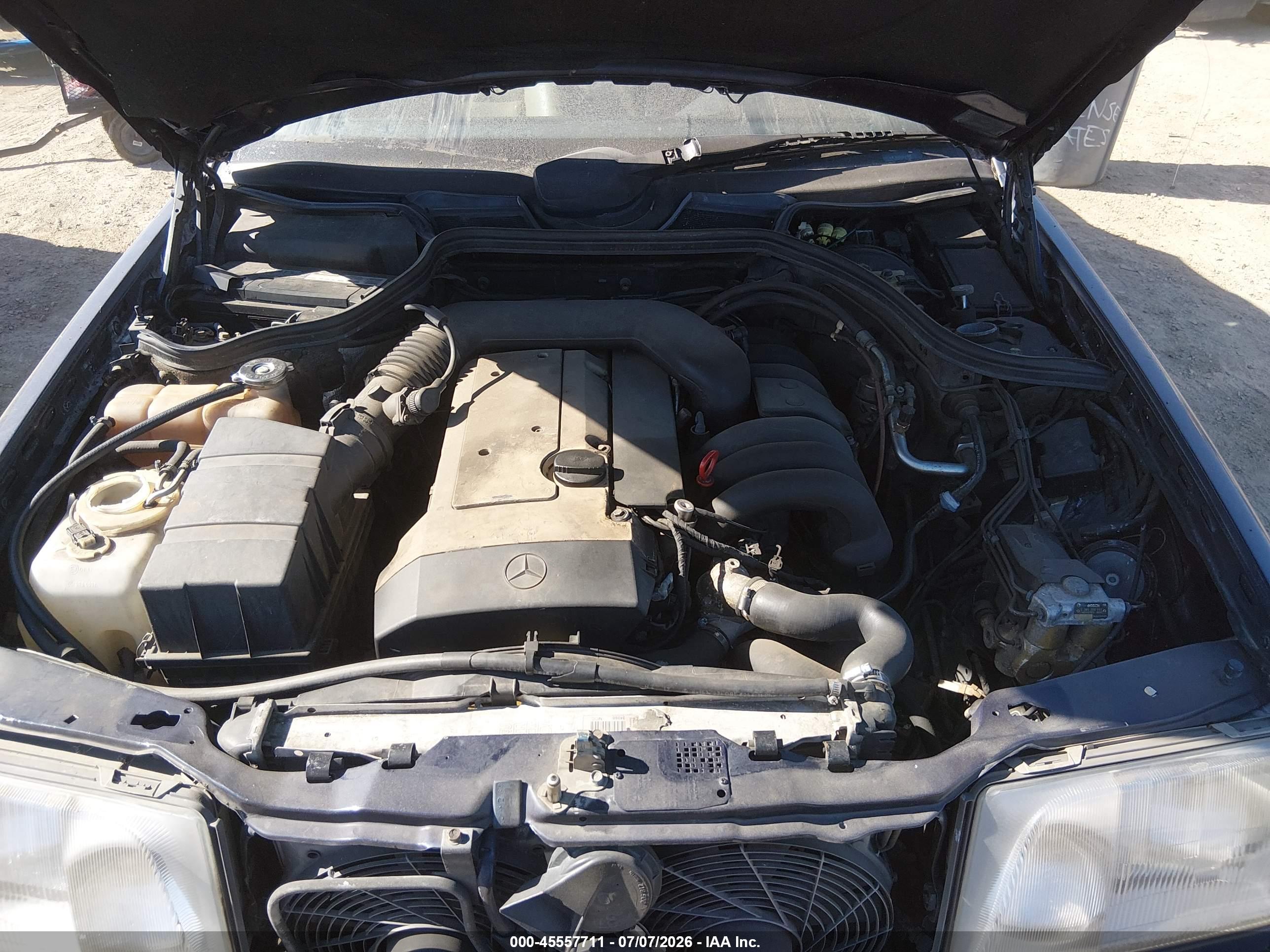 1995 MERCEDES-BENZ E E320 124