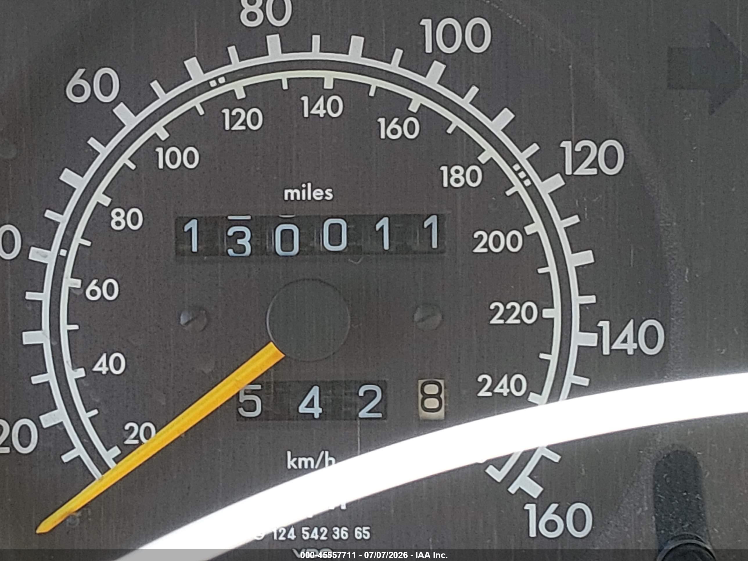 1995 MERCEDES-BENZ E E320 124