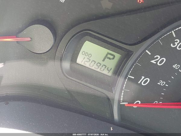 2014 TOYOTA SIENNA LE V6 8 PASSENGER
