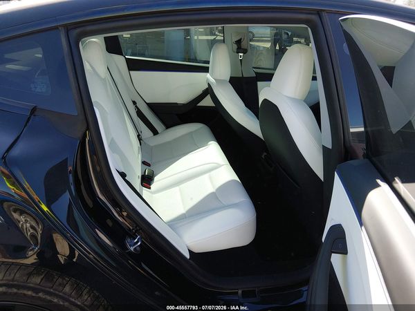 2026 TESLA MODEL 3