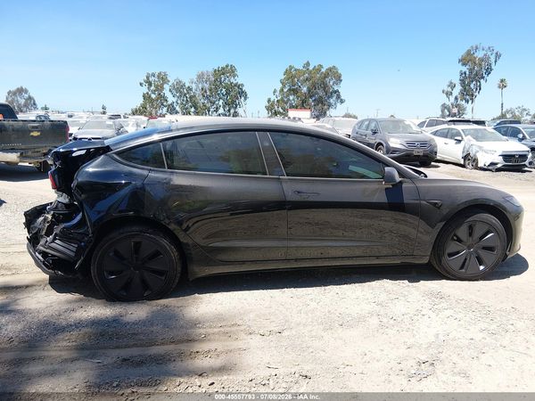 2026 TESLA MODEL 3