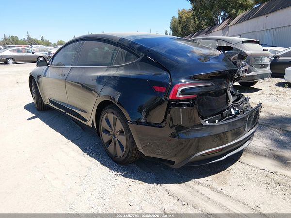 2026 TESLA MODEL 3