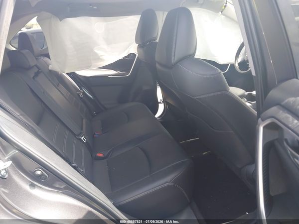 2024 TOYOTA RAV4 XLE PREMIUM — I8