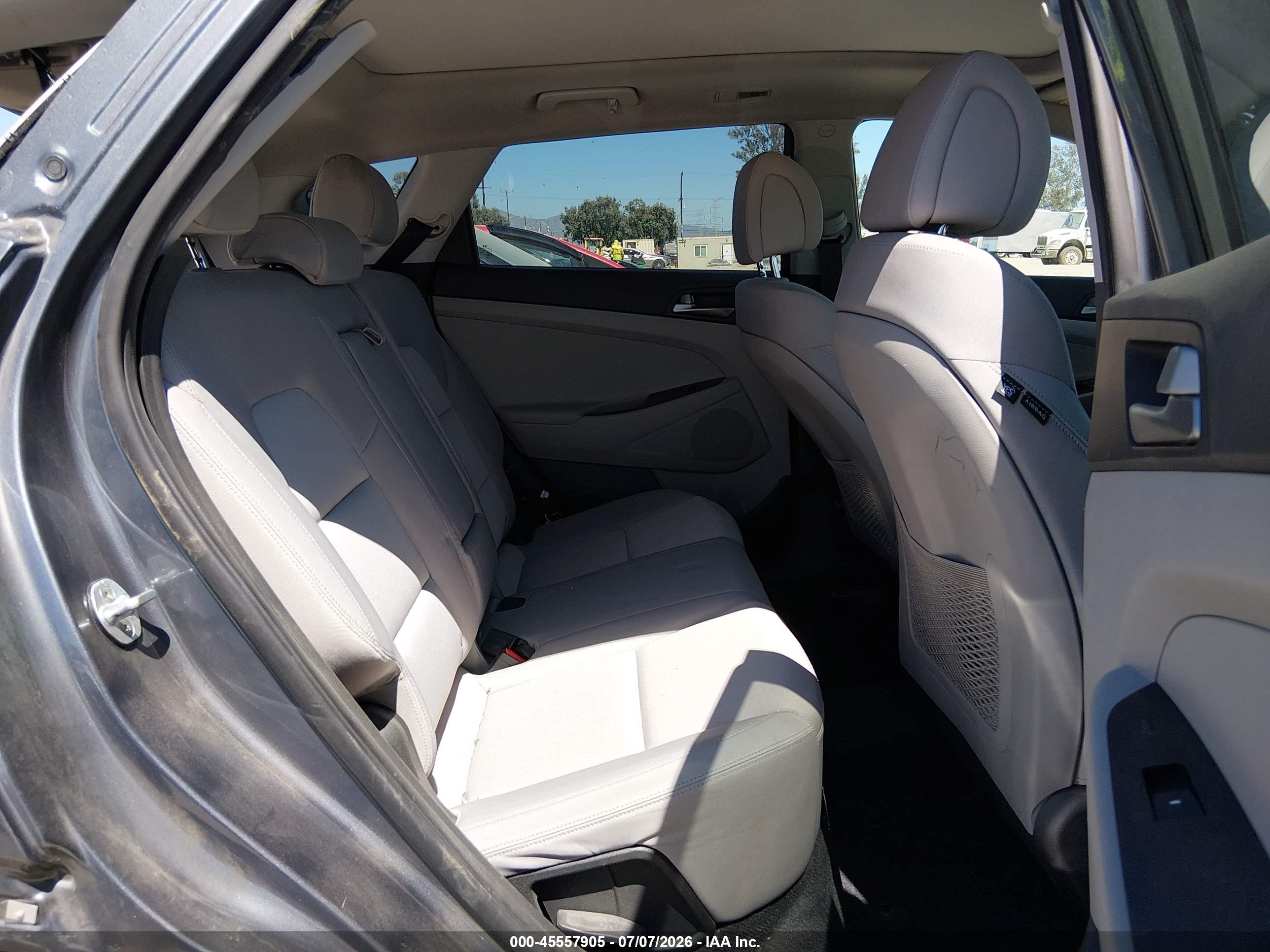 2017 HYUNDAI TUCSON