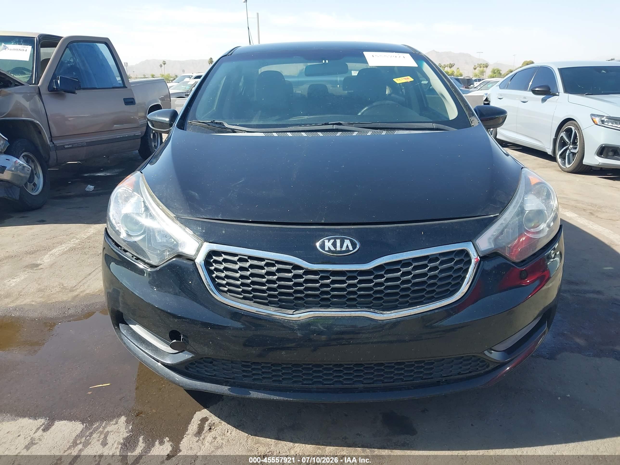 2016 KIA FORTE GL (Middle-Low Grade)