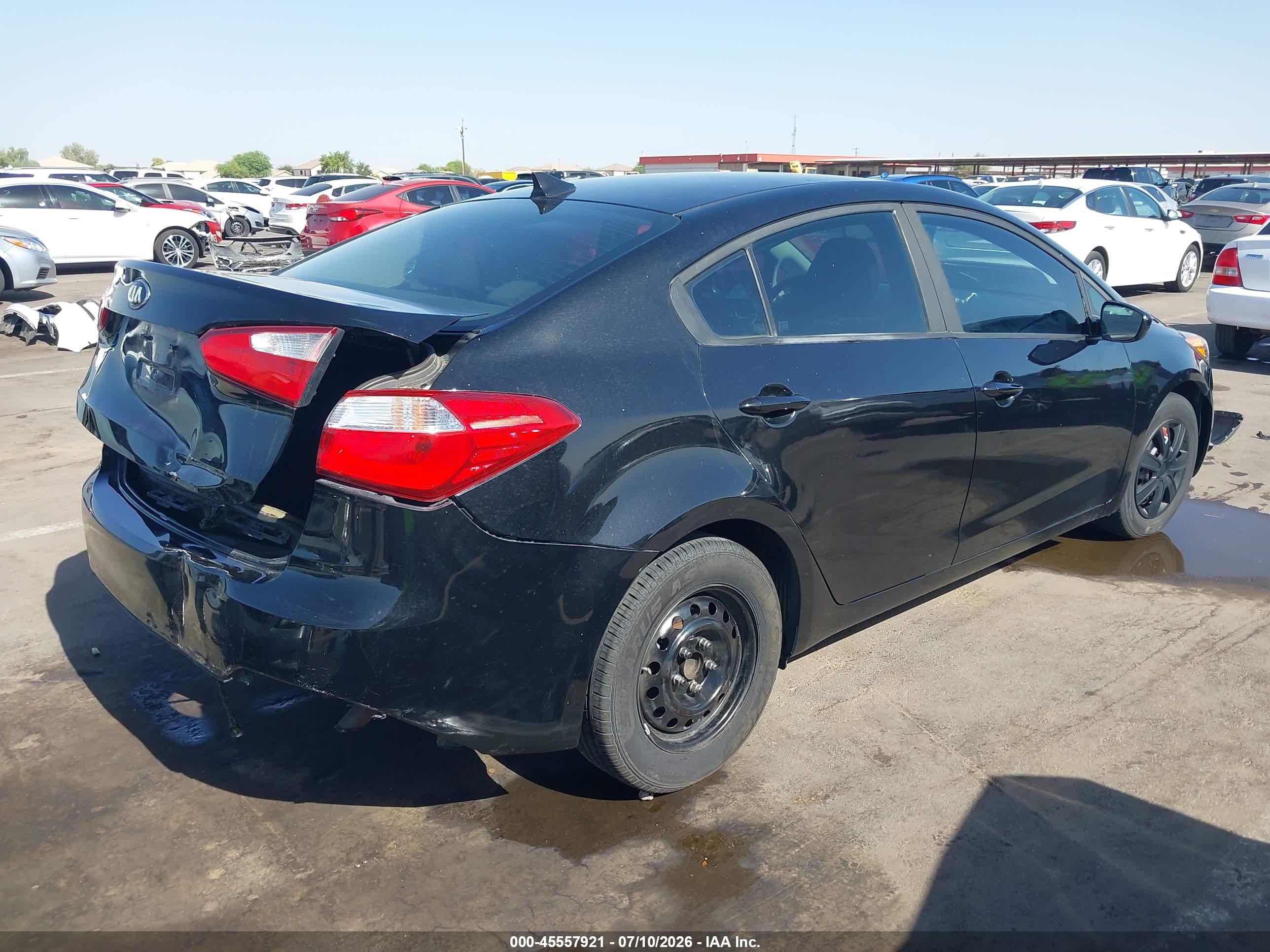 2016 KIA FORTE GL (Middle-Low Grade)