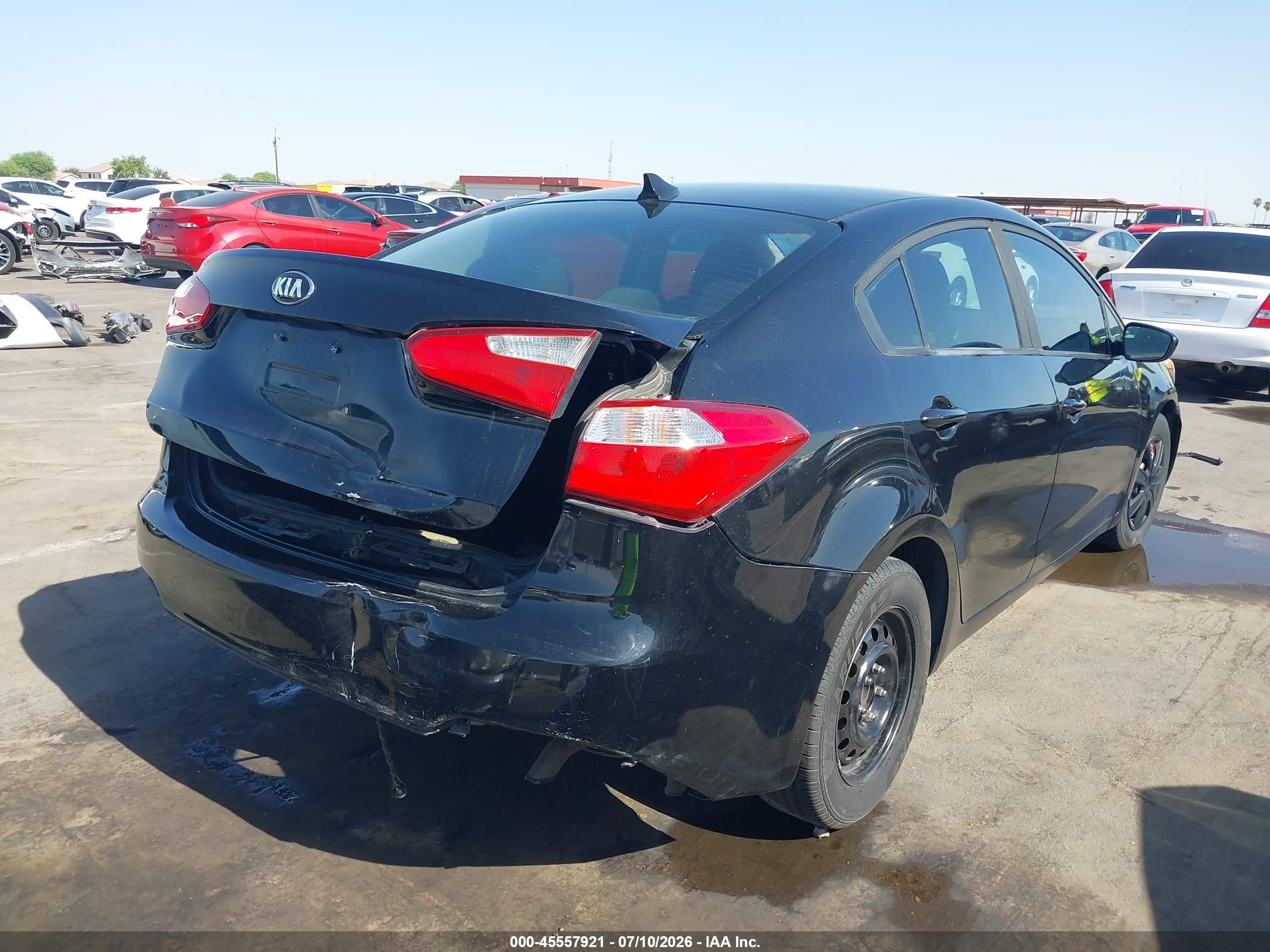 2016 KIA FORTE GL (Middle-Low Grade)