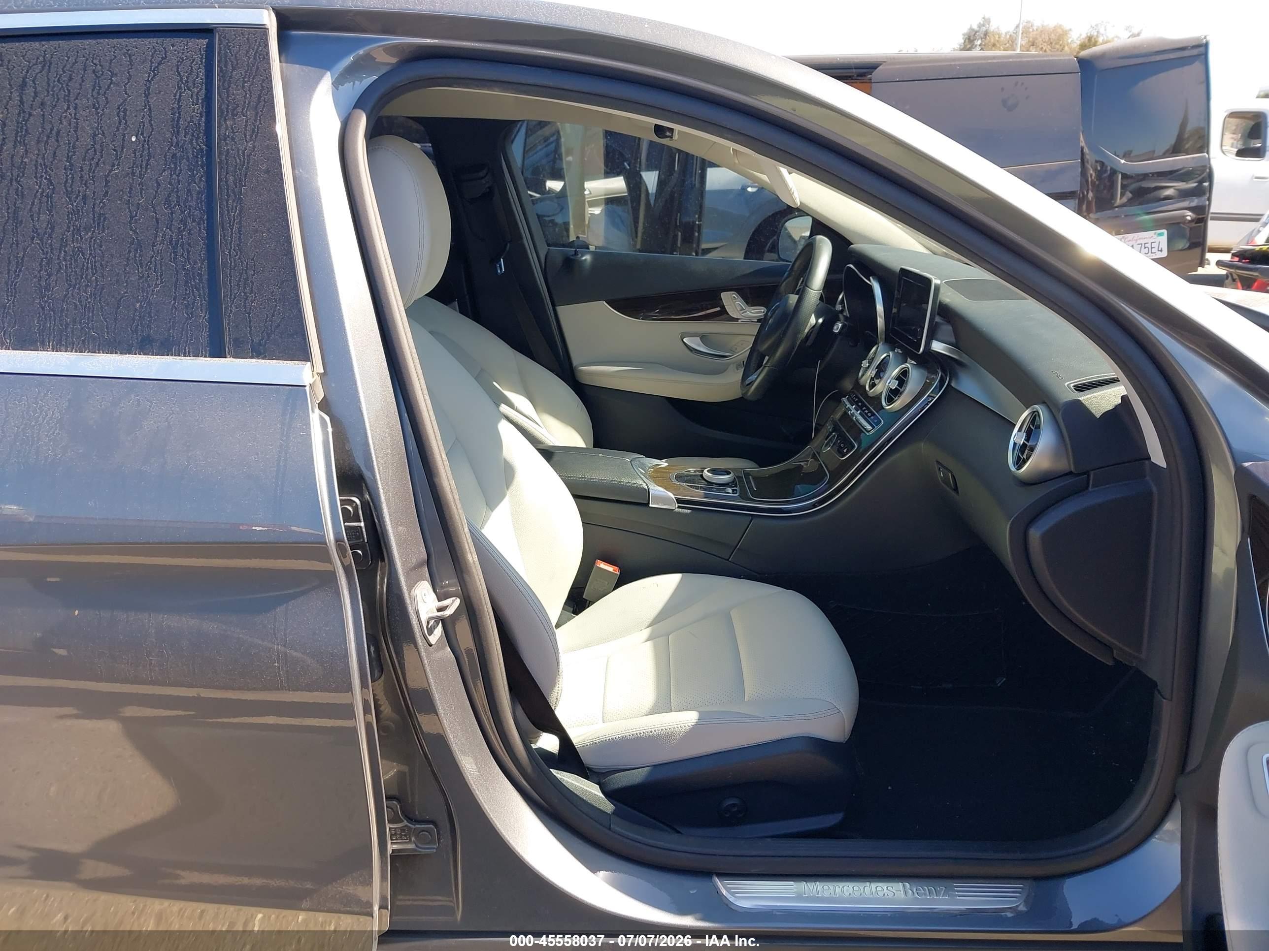 2017 MERCEDES-BENZ C 300 C300