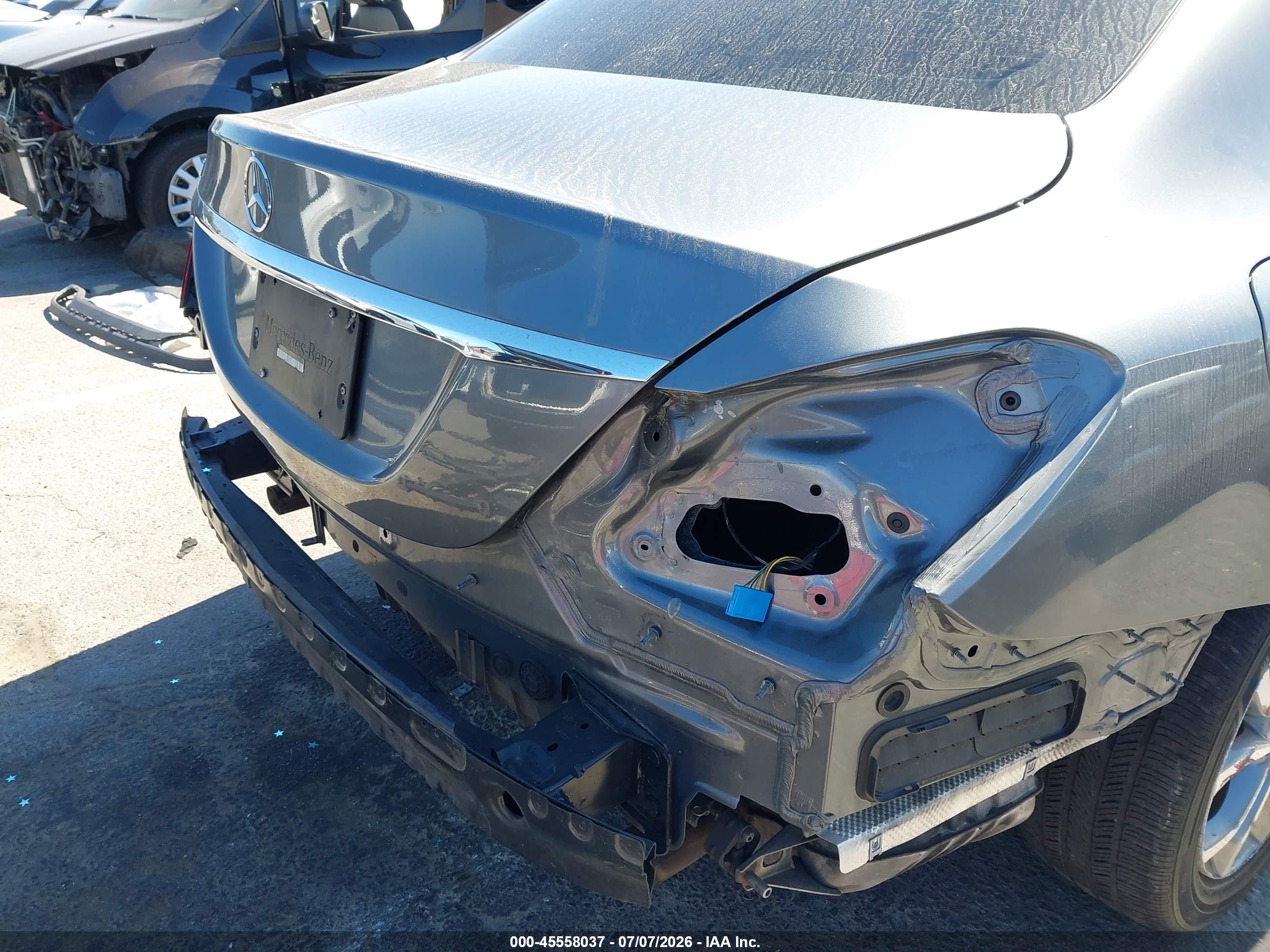 2017 MERCEDES-BENZ C 300 C300