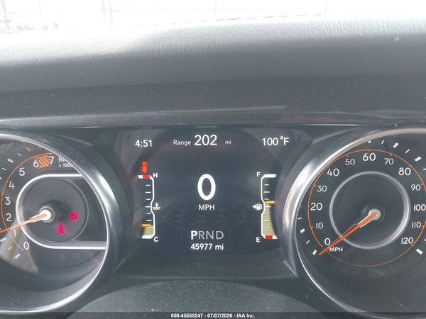 2020 JEEP WRANGLER UNLIMITED SAHARA ALTITUDE 4X4 — I118