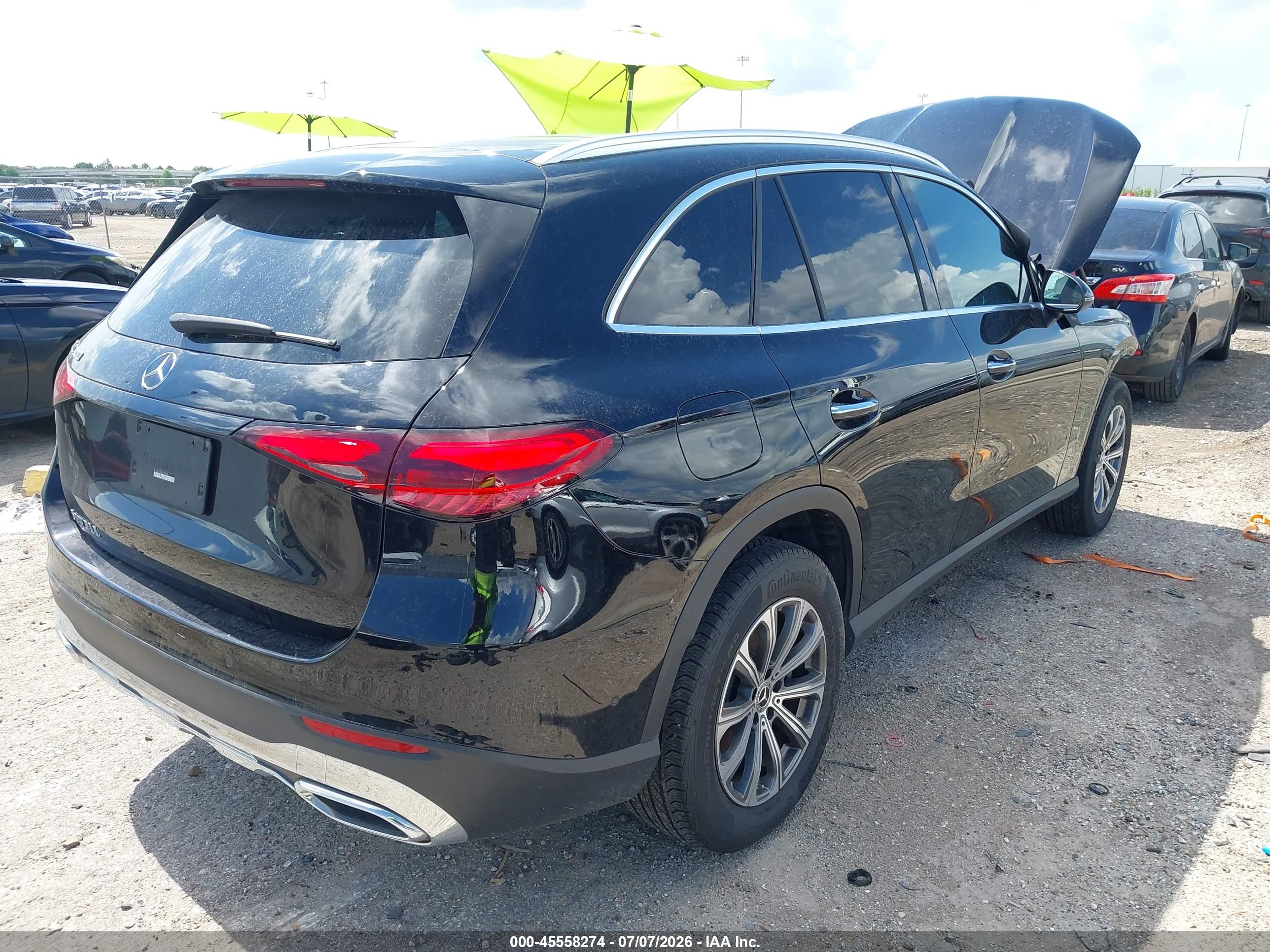 2025 MERCEDES-BENZ GLC 300 SUV
