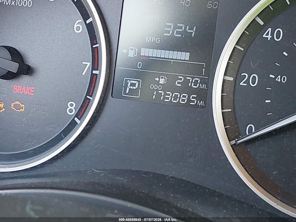2019 NISSAN KICKS S — I7