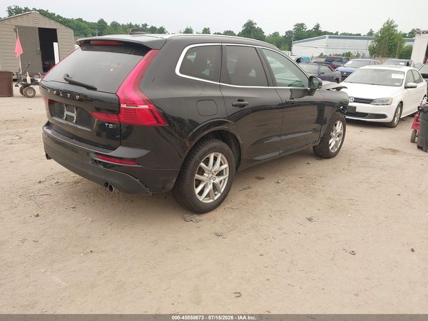 2021 VOLVO XC60 T5 MOMENTUM — I4