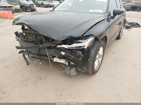 2021 VOLVO XC60 T5 MOMENTUM — I6